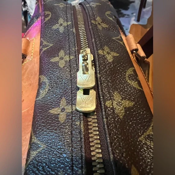 Louis Vuitton Monogram Deauville - Picture 13 of 14